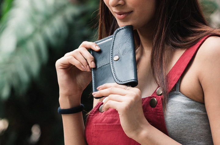 The Passport Wallet - Albert Tusk