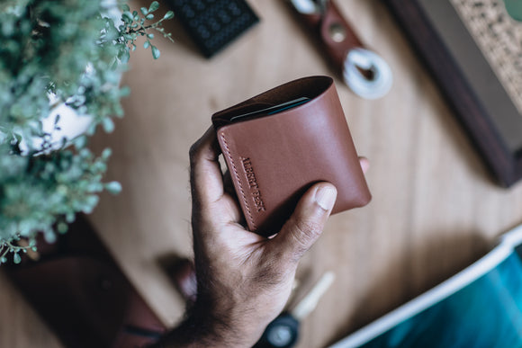 The Bare Bifold | Leather Wallet | Albert Tusk Leather Goods Online