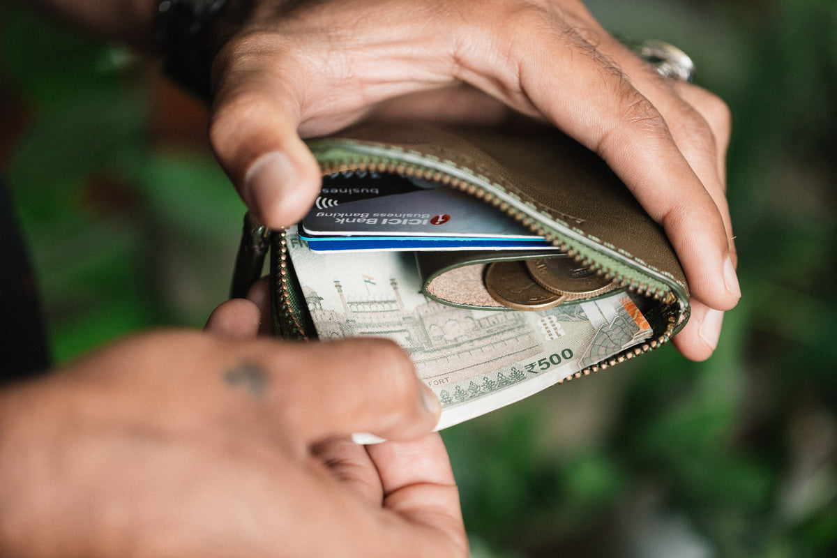 The Daily Wallet - Albert Tusk