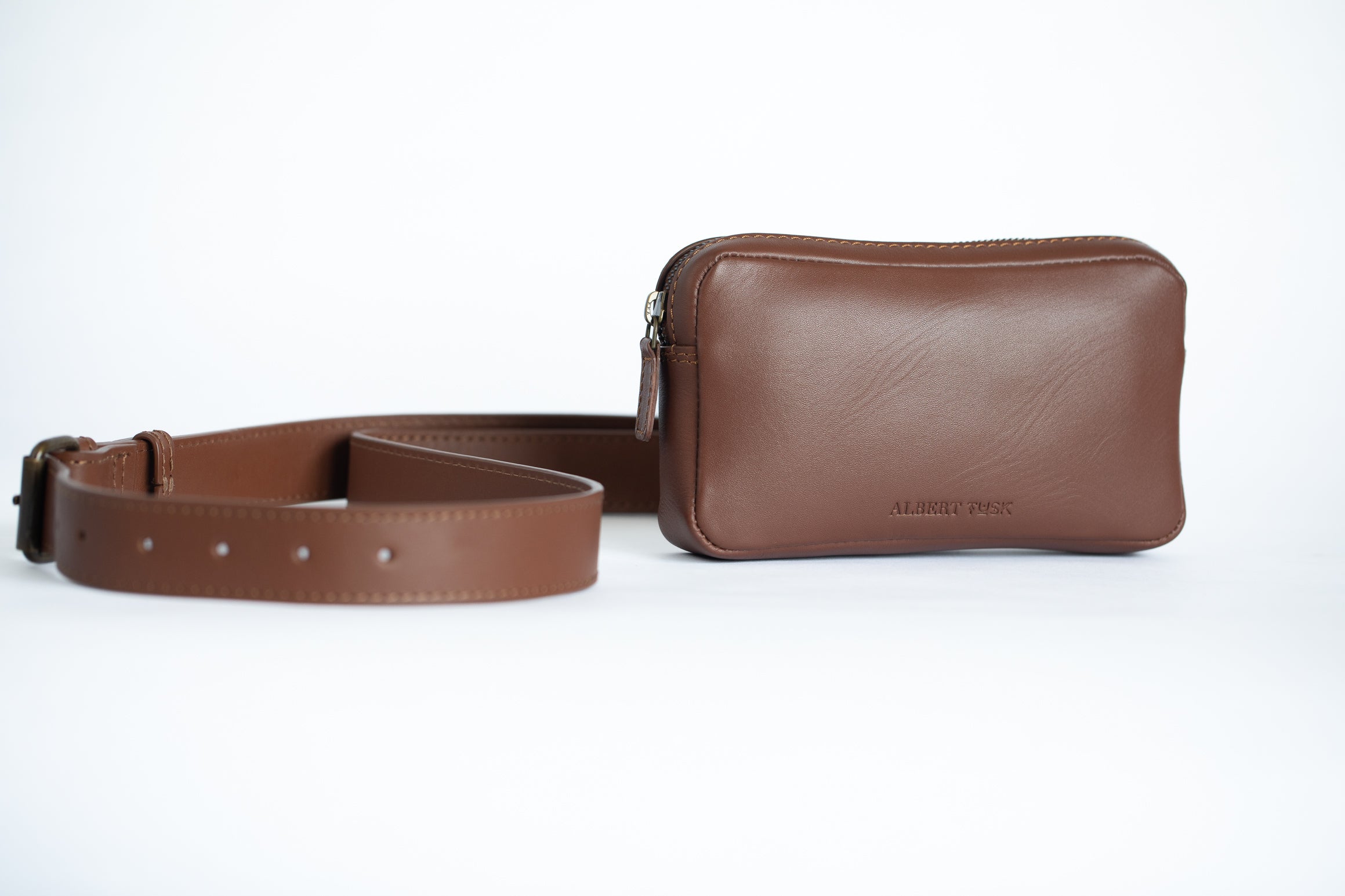 Albert Tusk, The Small Pouch, Leather Travel Pouch