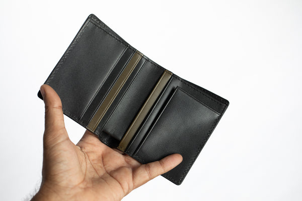 Albert Tusk | The Modern Bifold | Minimalist Bifold Leather Wallet