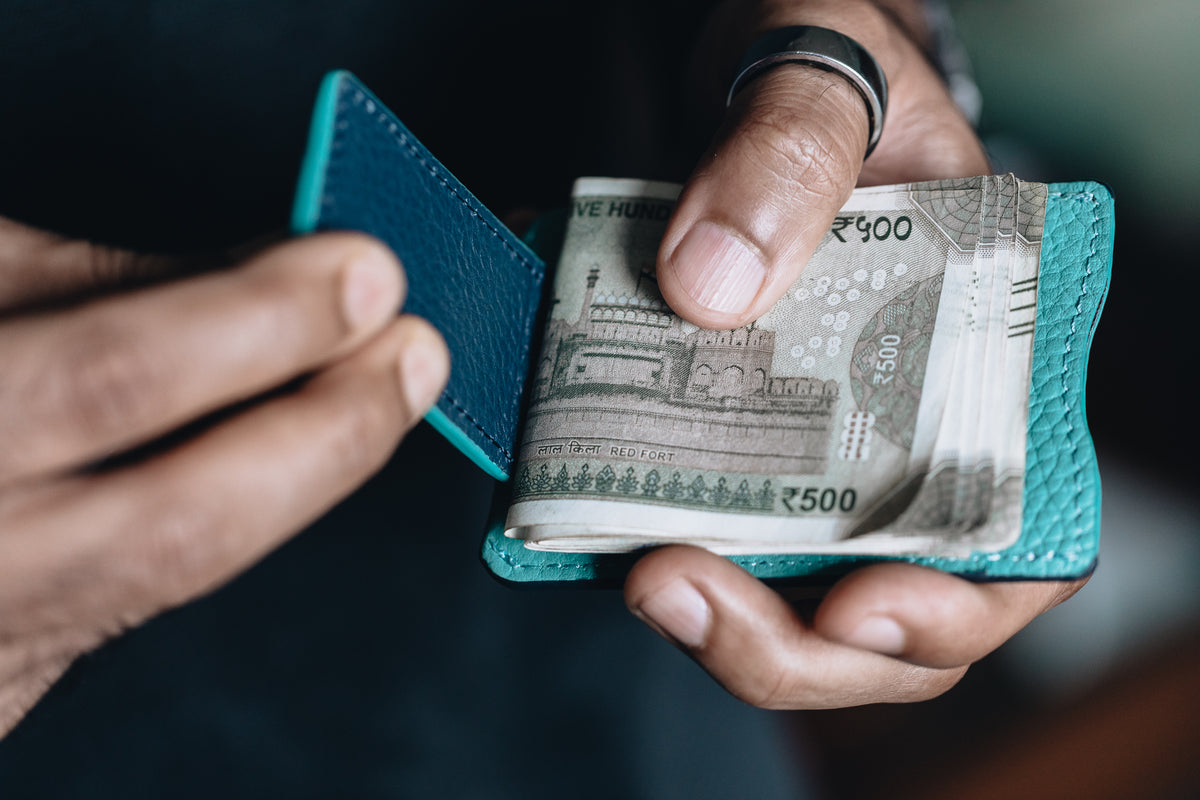 The Money-Clip Wallet - Albert Tusk