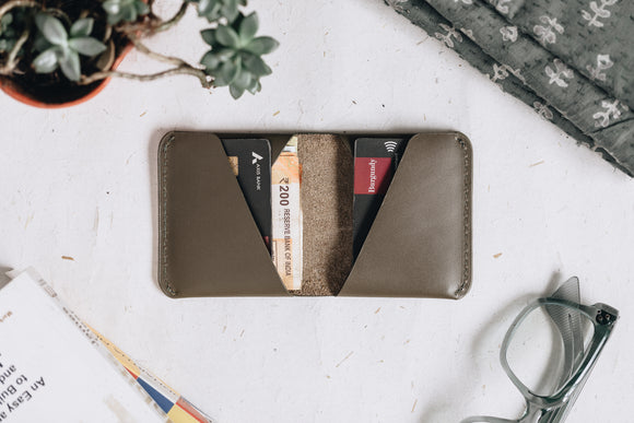 The Single-Cut Wallet