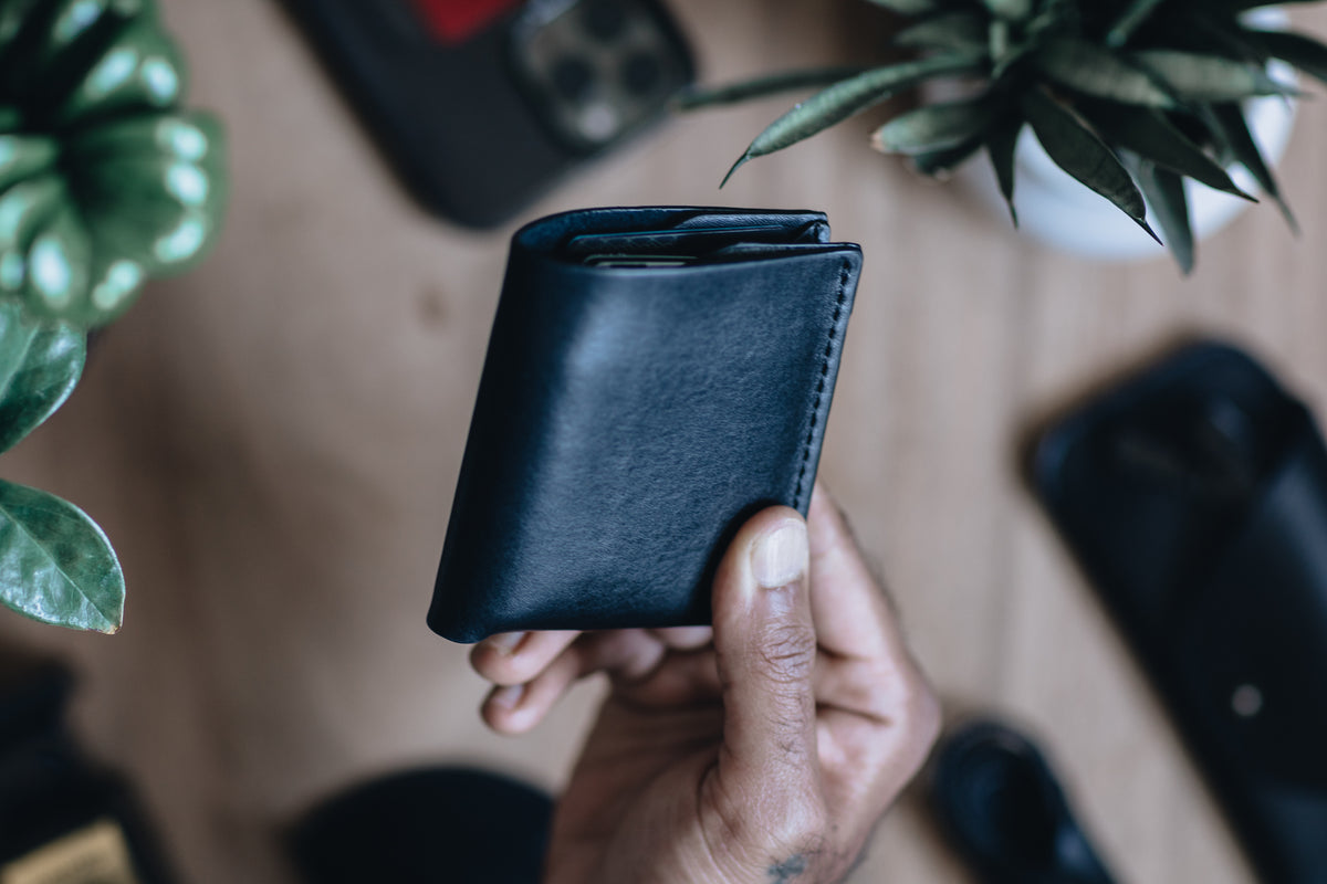 The Bare Bifold | Leather Wallet | Albert Tusk Leather Goods Online