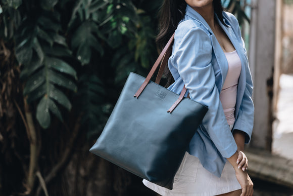 The Classic Zip-Tote |  | Albert Tusk Leather Goods Online