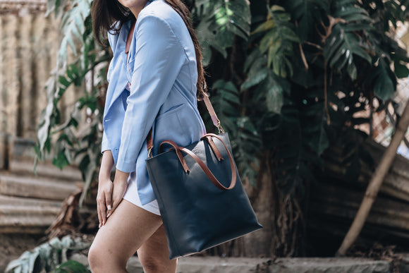 The Classic Zip-Tote |  | Albert Tusk Leather Goods Online