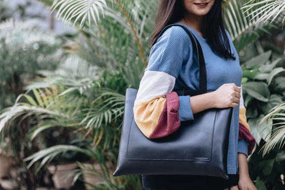 The Flat Tote |  | Albert Tusk Leather Goods Online