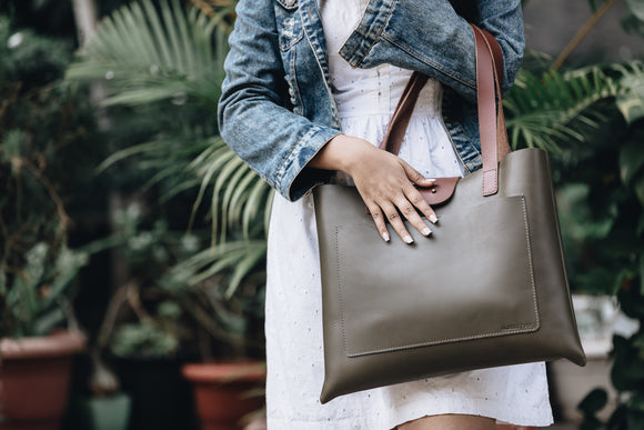 The Flat Tote |  | Albert Tusk Leather Goods Online
