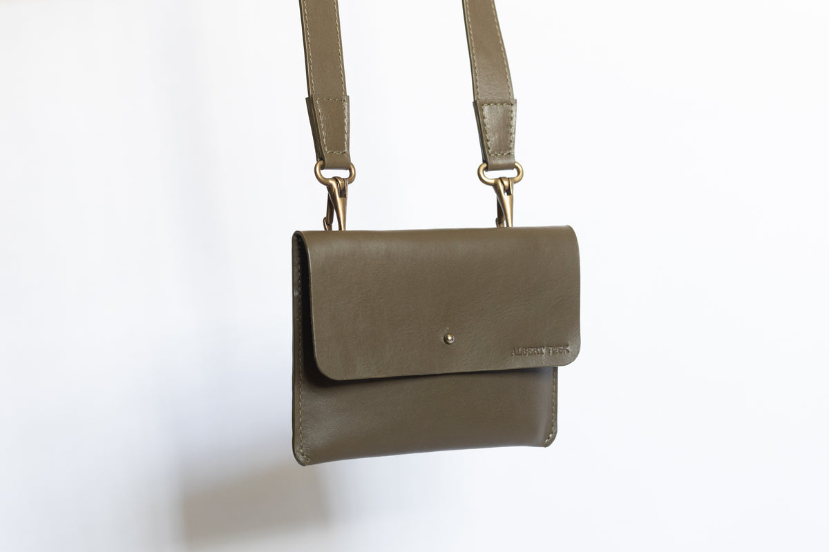 The Flip-Top Sling | The Founders Crossbody | Albert Tusk Leather Goods Online