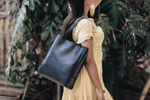 The High Tote |  | Albert Tusk Leather Goods Online