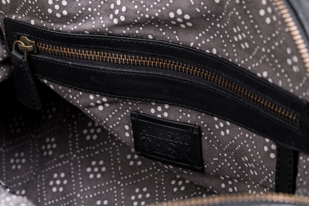 The Signature Duffle | Black Leather Duffle Bag | Albert Tusk Leather Goods Online