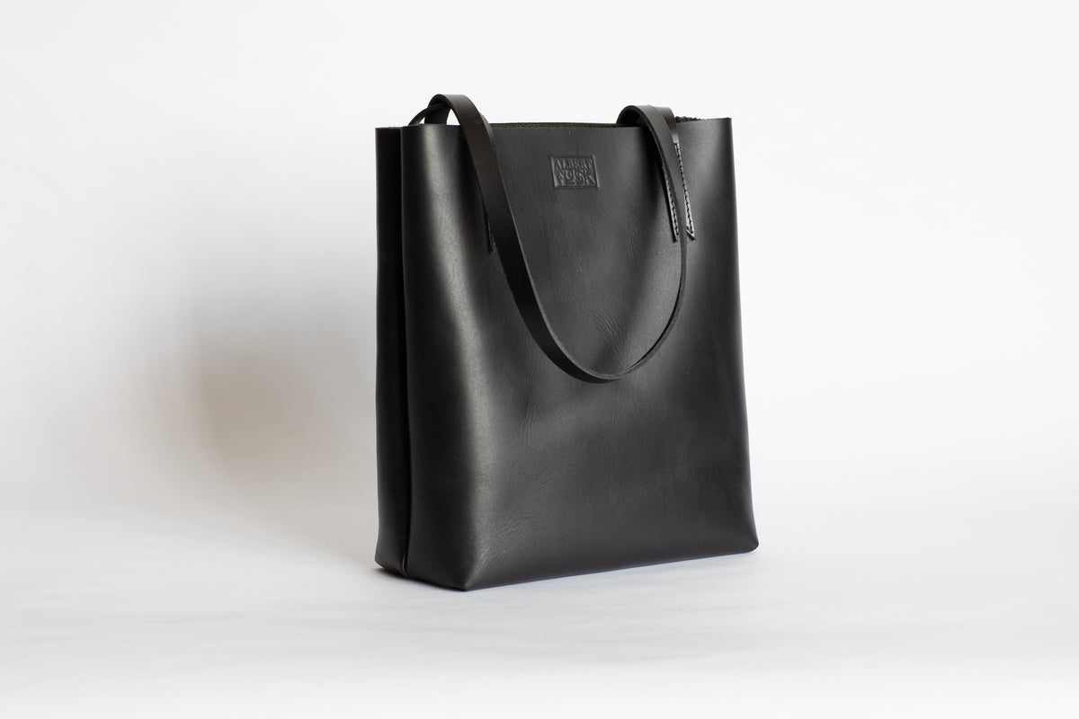 The Medium Tote | Black Leather Tote Bag | Albert Tusk Leather Goods Online
