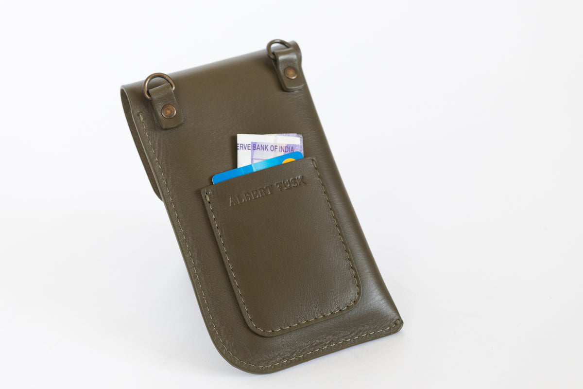 The Mobile Carrier | The Founders Crossbody | Albert Tusk Leather Goods Online