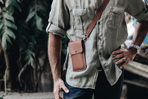 The Mobile Carrier | The Founders Crossbody | Albert Tusk Leather Goods Online