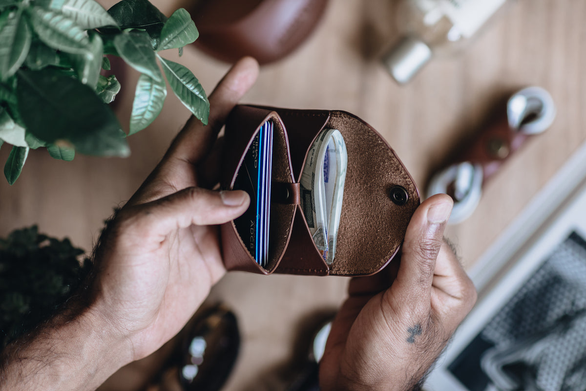 The No-Fuss Wallet | Leather Wallet | Albert Tusk Leather Goods Online