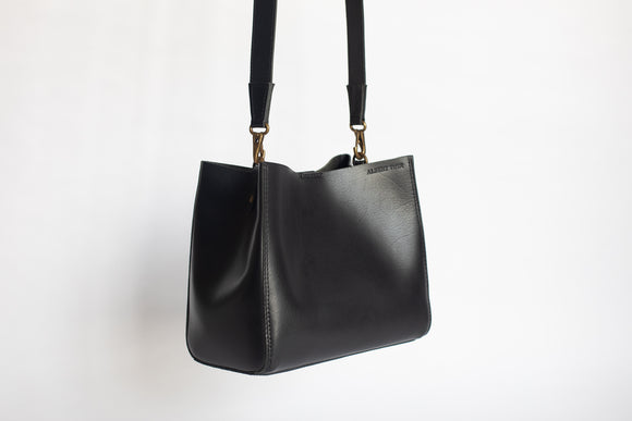 The Open Crossbody | The Open Crossbody | Albert Tusk Leather Goods Online