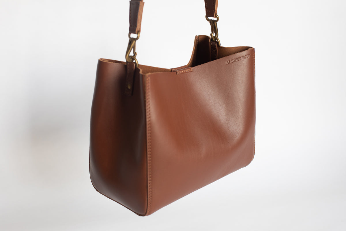 The Open Crossbody | The Open Crossbody | Albert Tusk Leather Goods Online
