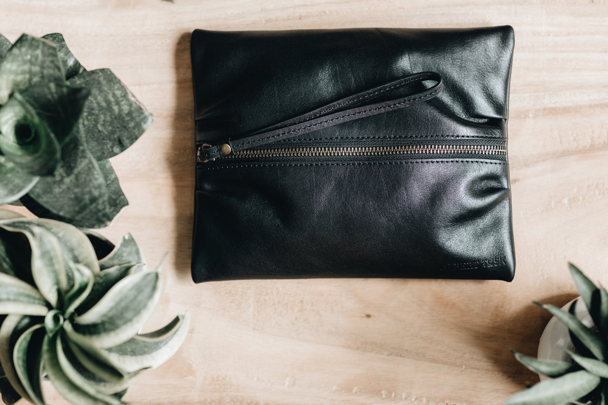 The Medium Flat-Pouch | Tan Leather Pouch | Albert Tusk Leather Goods Online