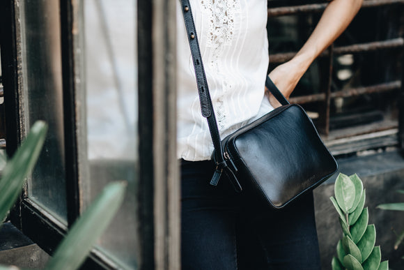 The Classic Sling | Black Classic Sling | Albert Tusk Leather Goods Online