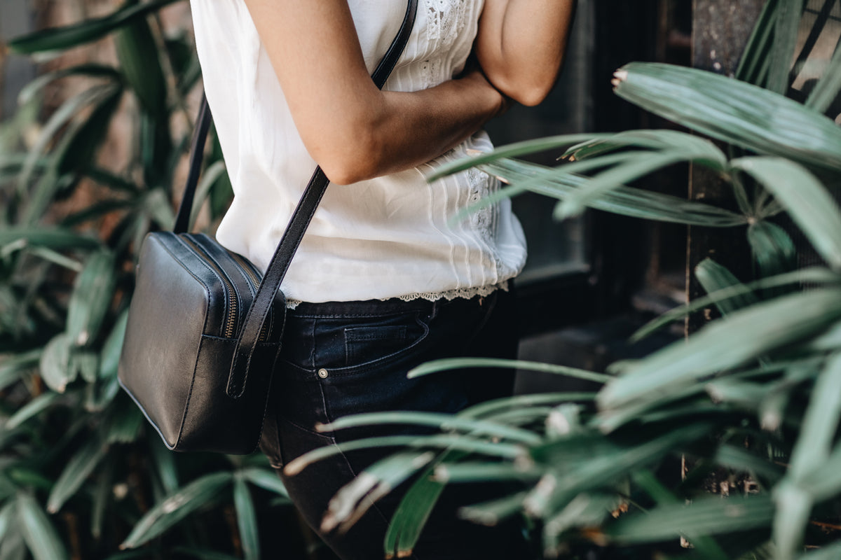 The Classic Sling | Black Classic Sling | Albert Tusk Leather Goods Online
