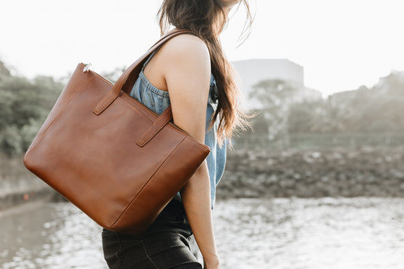 The Daily Zip-Tote | Tan Leather Tote Bag | Albert Tusk Leather Goods Online