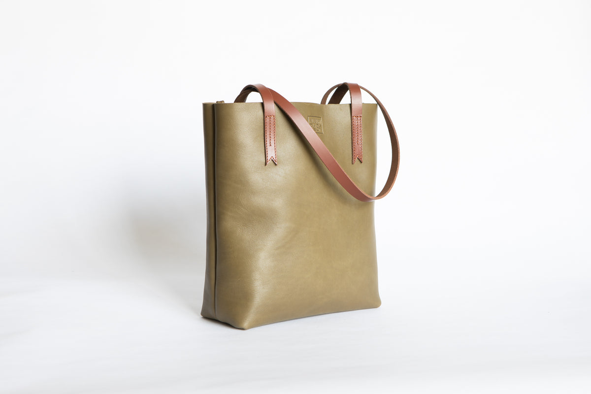 The Medium Tote | Green Leather Tote Bag | Albert Tusk Leather Goods Online
