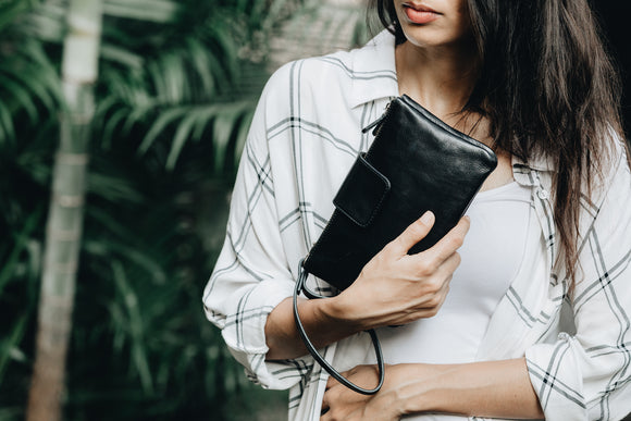 The Sling Wallet | Black Sling Wallet | Albert Tusk Leather Goods Online