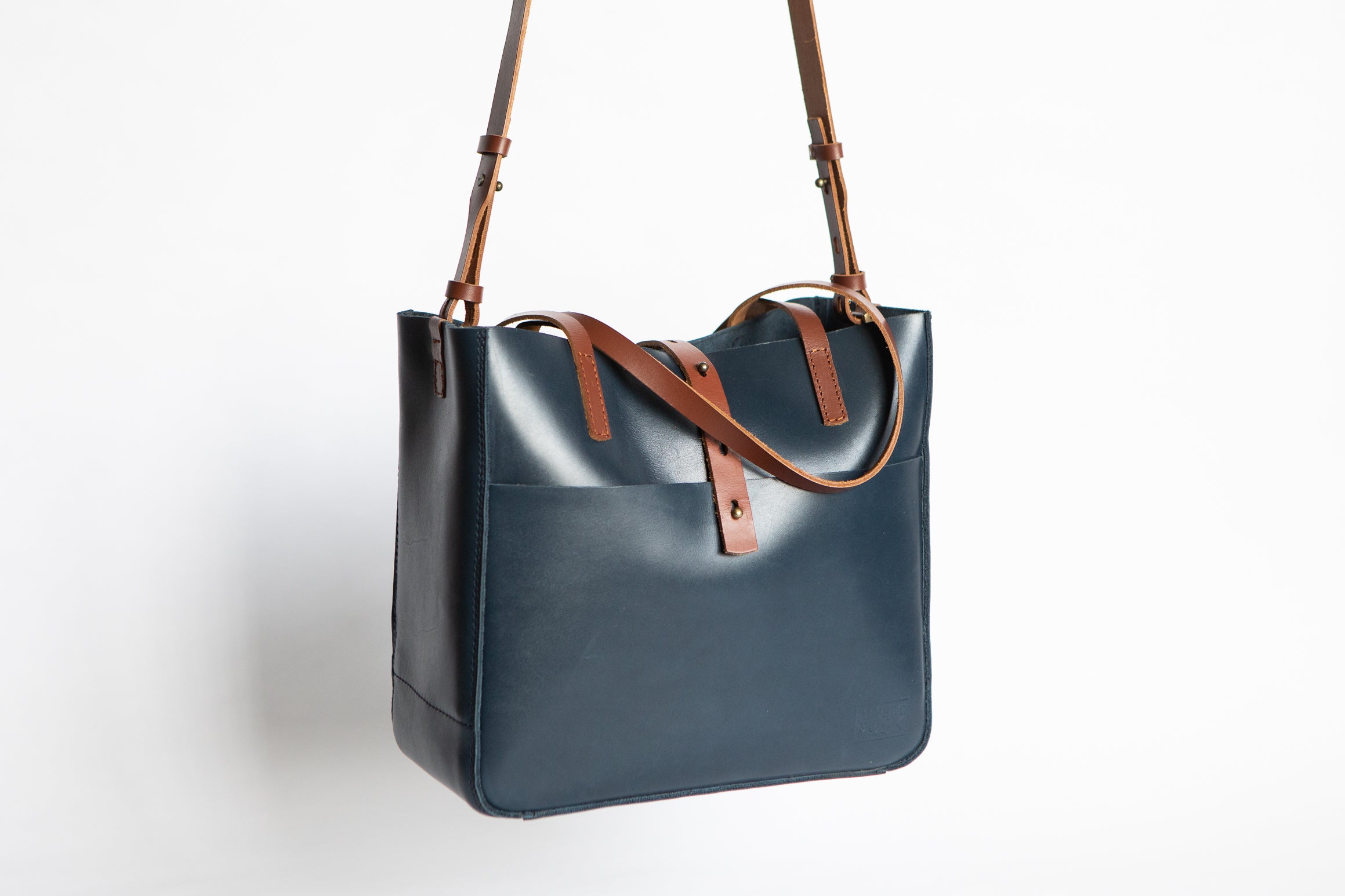 The Transport Tote | Blue Leather Tote Bag | Albert Tusk Leather Goods Online
