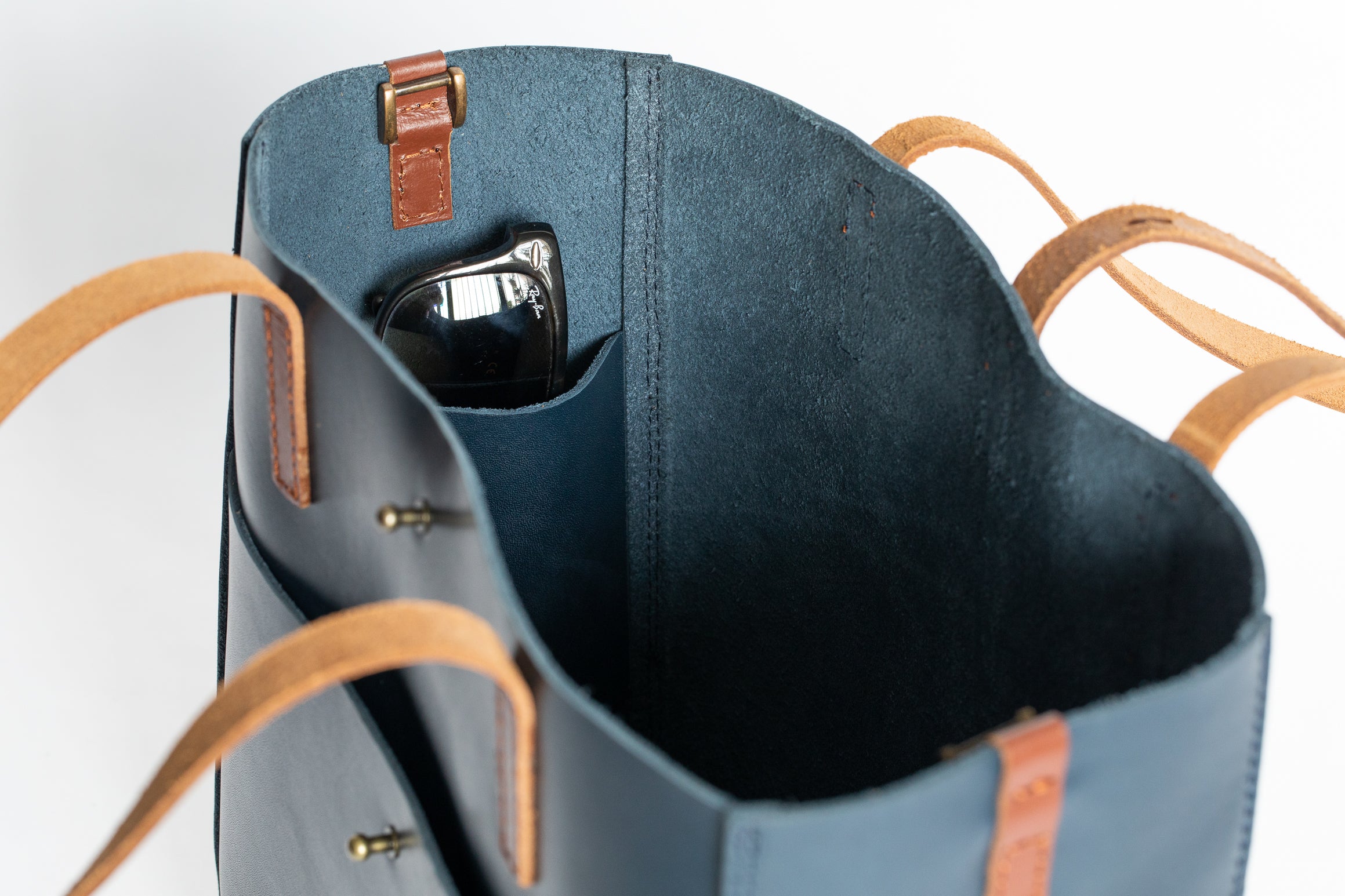 The Transport Tote | Blue Leather Tote Bag | Albert Tusk Leather Goods Online